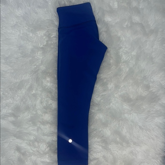 Lululemon 21” Reversible Purple/Blue Leggings Size 4 - Picture 2 of 7